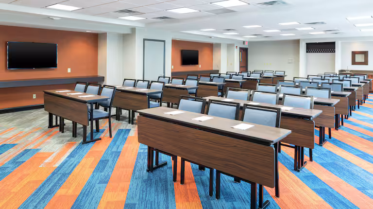 Hampton Inn Marshalltown hotel